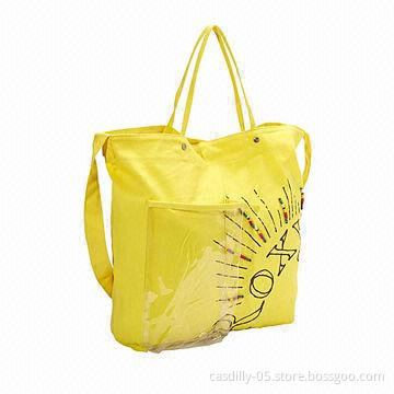 Shopping bag with front flip-flop pocket
